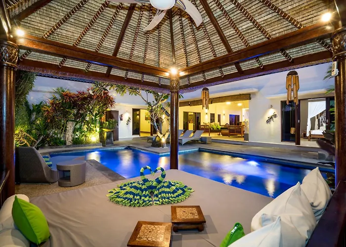 Rumah Besar 5br Private Near Seminyak Villa