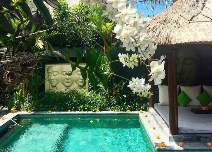 Rumah Besar 5br Private Near Seminyak Villa