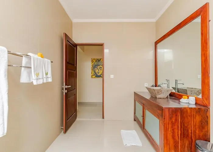 Rumah Besar 5br Private Near Seminyak Вилла
