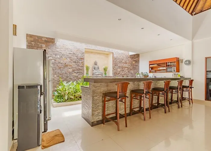 Rumah Besar 5br Private Near Seminyak Вилла Чангу