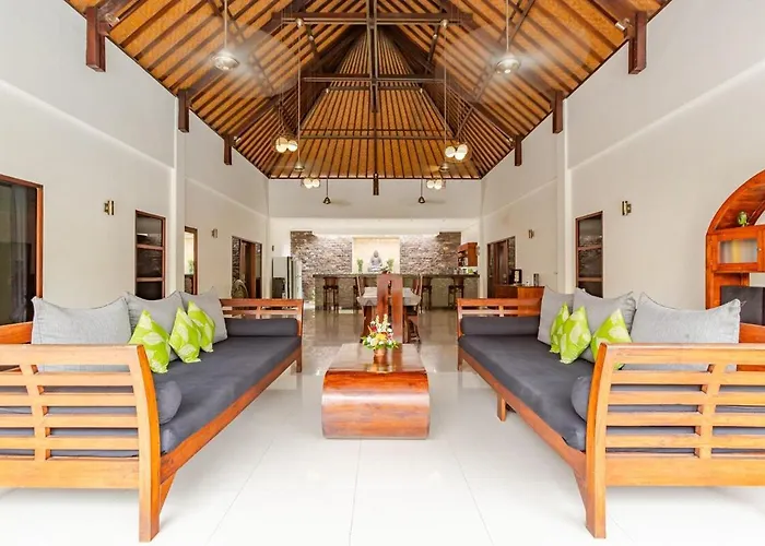 Вилла Rumah Besar 5br Private Near Seminyak *